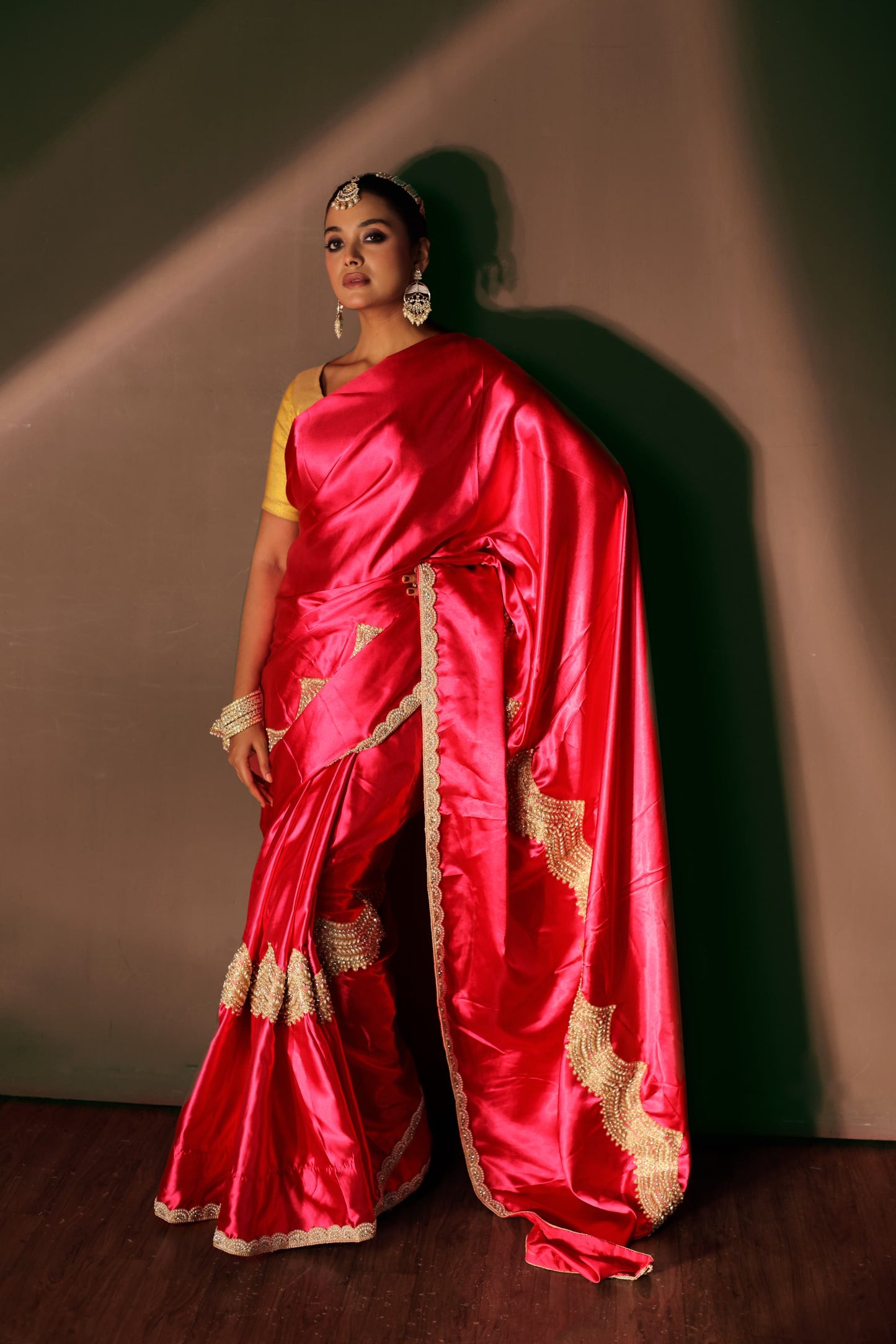 Empress Elegance – Luxury Premium Red Silk Saree