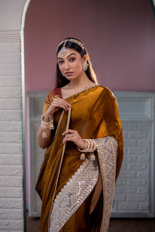 Majestic Gold Opulence Handcrafted Silk Saree – A Royal Blend of Tradition & Luxury